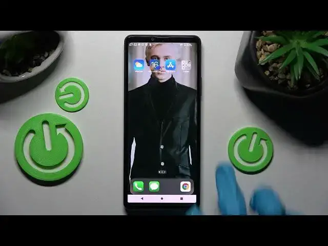 Video thumbnail for How to Download and Apply iOS Launcher on SONY Xperia 10 IV - Install iOS Launcher