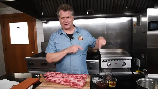 Video thumbnail for Smoked Beef Back Ribs with Bourbon Sriracha Sauce(720P HD)