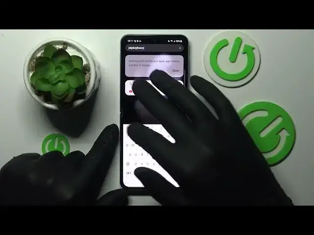 Video thumbnail for How to Activate and Use Keyboard Clipboard on Samsung Galaxy Z Flip4 - Enable Clipboard