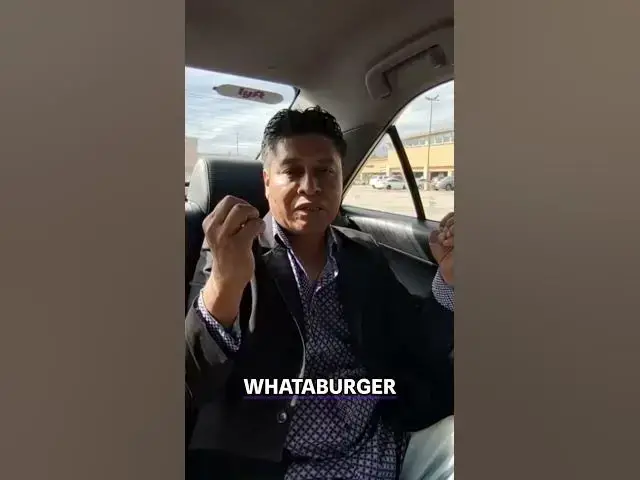 Video thumbnail for ¿McDonald's vs Whataburger? ¡Decisión de $15/hora! #shorts