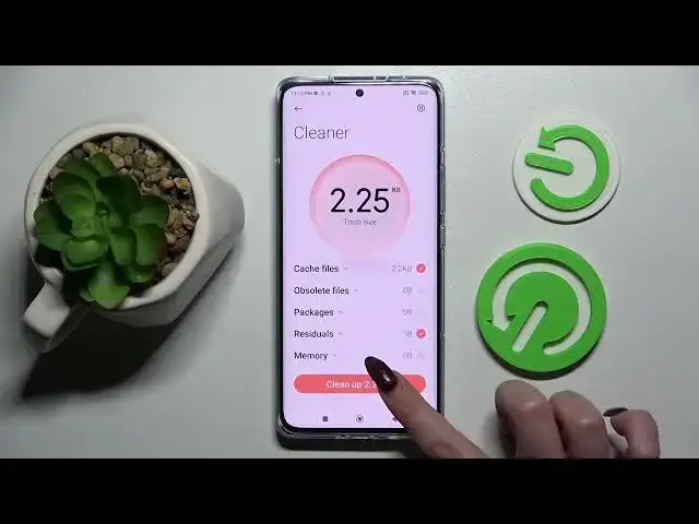 'Video thumbnail for Clean storage on Xiaomi 12 Pro / How to clean up memory on Xiaomi 12 Pro'