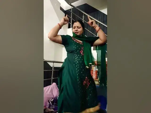 Video thumbnail for लाडली  बहू भोले के भजन पे नाची तोड़ कर दिए 😍 #haryanvibhajan #bhaktisadhna #trending #viral #dance