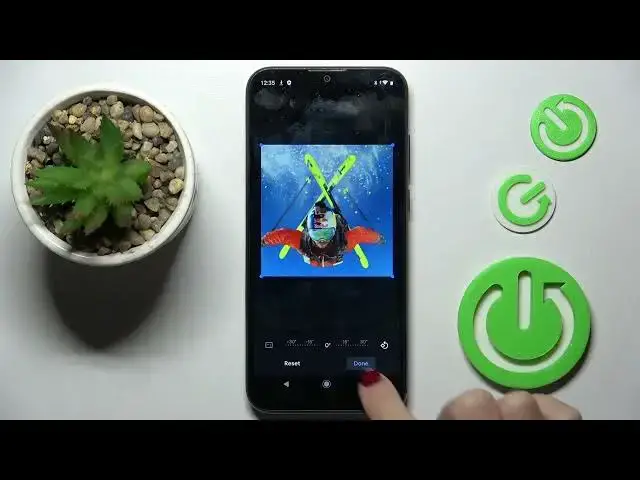 Video thumbnail for How to Add Photo to Contact on MOTOROLA MOTO E6S?