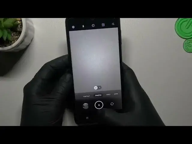 Video thumbnail for How to Take Burst Shot Photos on the SAMSUNG Galaxy A04S - Make a Series of Camera Pictures