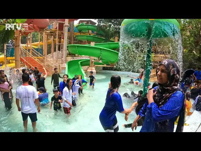 Video thumbnail for THE LAGOON Water Slides at Water Kingdom (Mumbai) Aqua Water Park