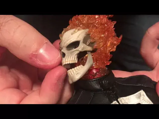 Video thumbnail for Unboxing/Review: Ghost Rider sixth scale Hot Toys Sideshow exclusive figure