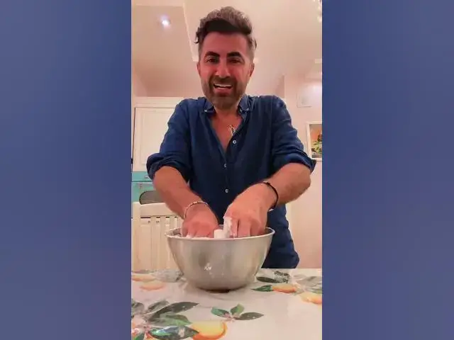 Video thumbnail for Bu canlı yayımı hansı saatda gördünüz❤️ biz 22:53-də❤️Resepti qeyd edirəm