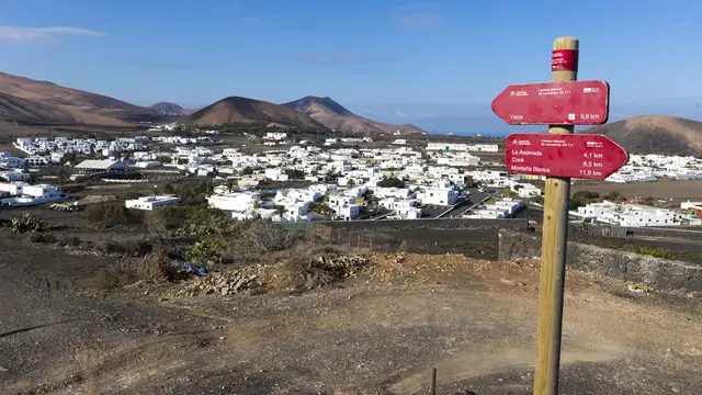 Video thumbnail for Wanderung auf die Montaña de Guardilama | Lanzarote