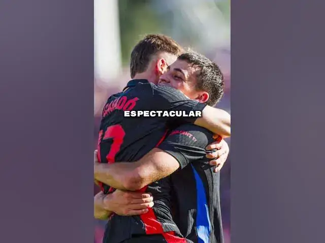 Video thumbnail for TODOS SOMOS CASADÓ BESANDO LA CABEZA DE PEDRI