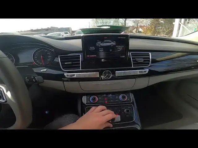 'Video thumbnail for How to Check Number of Keys in AUDI A8 D4 ( 2010 – 2017 ) | How Many Keys Does the Car Have?'