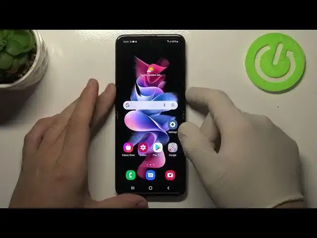 Video thumbnail for How to Use Google Assistant on Lock Screen in Samsung Galaxy Z Flip 3?