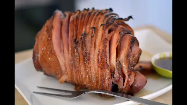 Video thumbnail for HONEY GLAZED HAM | How To Make A Honey Glazed Ham | SyS
