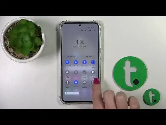 'Video thumbnail for How to Enable/Disable NFC on SAMSUNG GALAXY S23 - Activate Secure Contactless Payments'