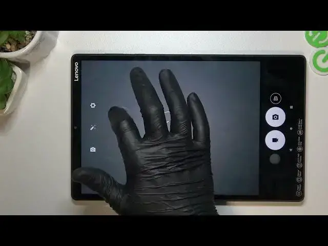 'Video thumbnail for Lenovo Tab M10 Plus - How To Change Photo Quality'
