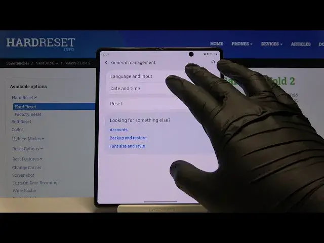 'Video thumbnail for AutoCorrection on SAMSUNG Galaxy Z Fold 2 - to Enter Text Correction'