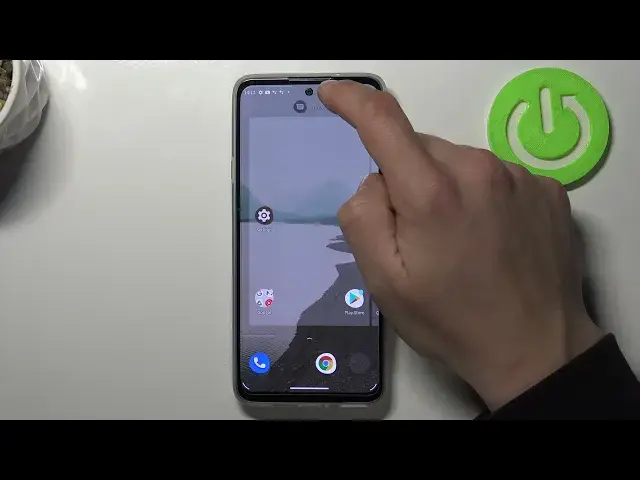 'Video thumbnail for How to Remove/Restore Messages Icon from MOTOROLA Edge 20 Lite Home Screen'
