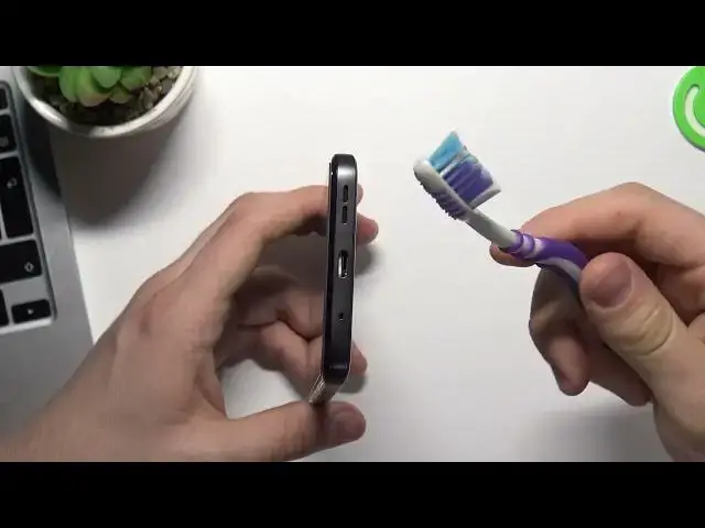 Video thumbnail for How to Clean USB Port of Nokia G11 - Clean USB Port Safely