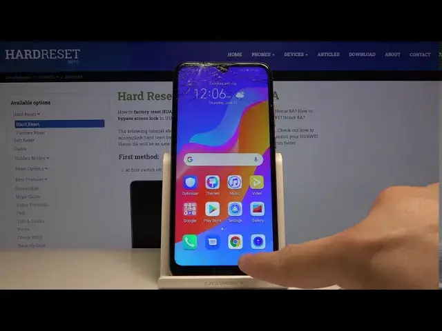 'Video thumbnail for How to Activate Split Screen Feature in Huawei Honor 8A?'