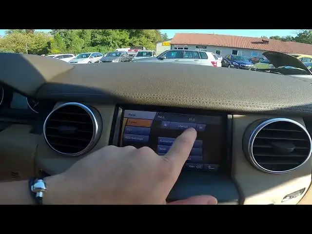 Video thumbnail for How to Assign Radio Station to Button in Land Rover Discovery IV ( 2010 – 2016 )