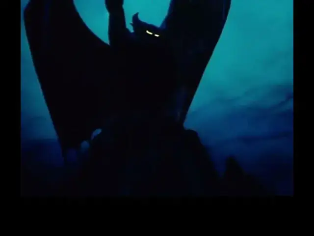 Video thumbnail for When you show your nails to your friends