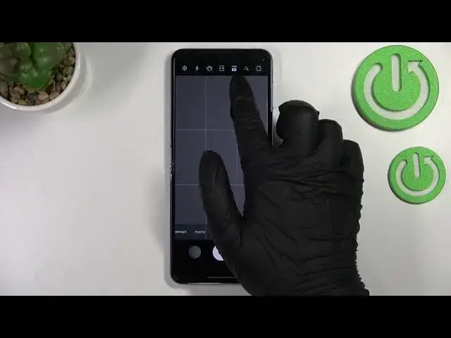 'Video thumbnail for How to Change Video Resolution on Samsung Galaxy Z Flip4 - Set Up Video Resolution'