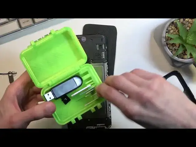 'Video thumbnail for How to Insert Nano SIM and Micro SD Card on BLACKVIEW A70 | Set Up SIM and SD Card'