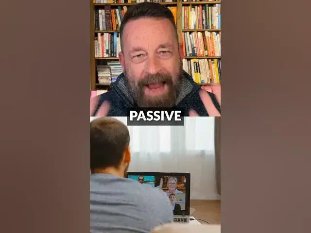 Video thumbnail for Tips & Tricks for Online Presenting from Lee Warren!
