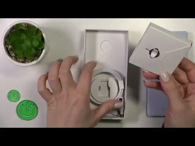 Video thumbnail for Does Google Pixel 7A Come with Charger?