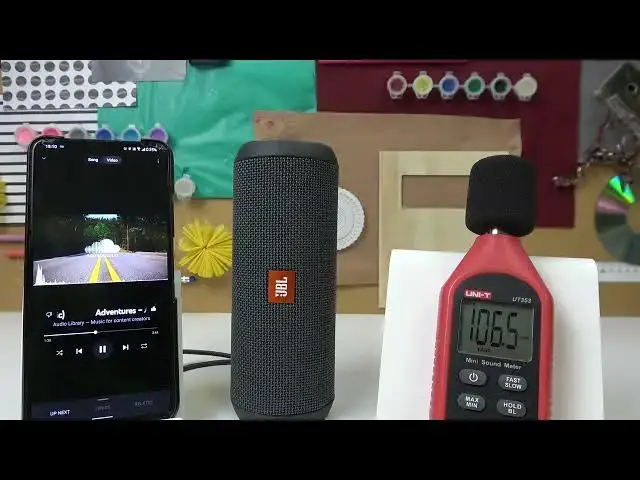 Video thumbnail for How Loud is the JBL Flip Essential?