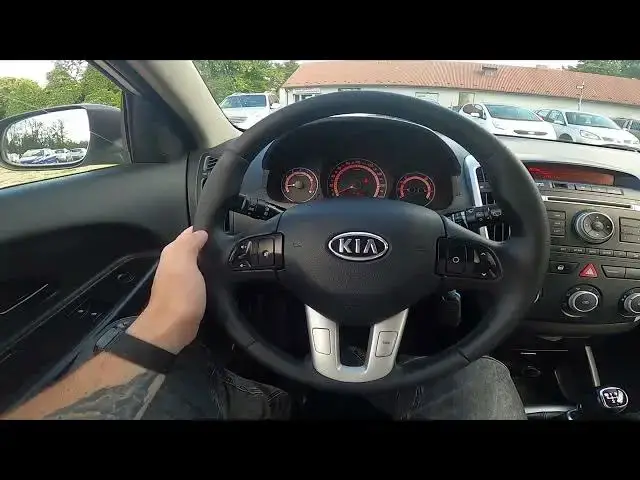 Video thumbnail for How to Find AUX Jack in Kia Ceed I ( 2006 – 2012 ) - Connect Smartphone via AUX