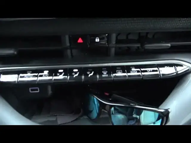 Video thumbnail for How to Turn the Climate Control Off in Fiat 500 Electric ( 2020 - now ) - Disable Climate Control