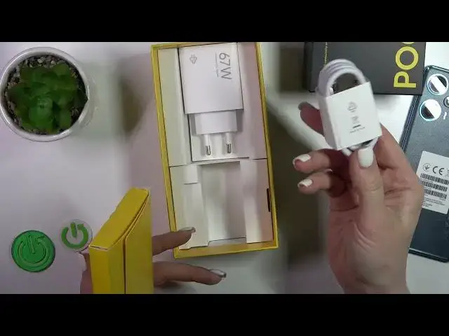 Video thumbnail for POCO F5 All Box Accessories