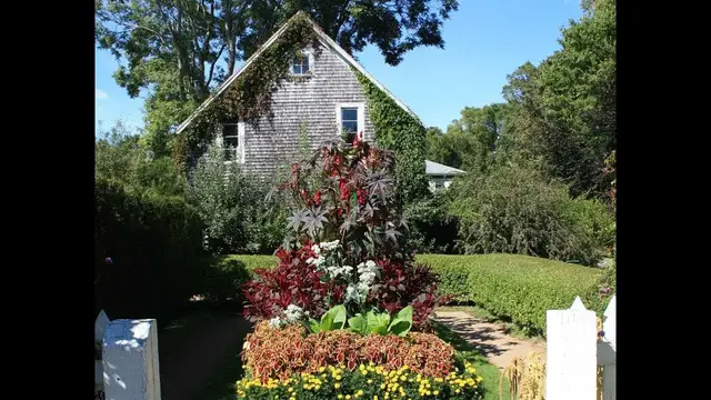 Video thumbnail for Annapolis Royal Historic Gardens