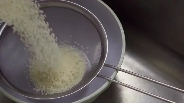 'Video thumbnail for The Basics Ep.1 How To Cook Rice Without A Rice Cooker(720P_HD)'