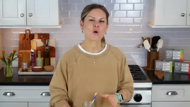 Video thumbnail for MAKE THIS HEALTHY HIGH PROTEIN LUNCH (Even When You Don't Have A Plan!) (1080p 60fps)