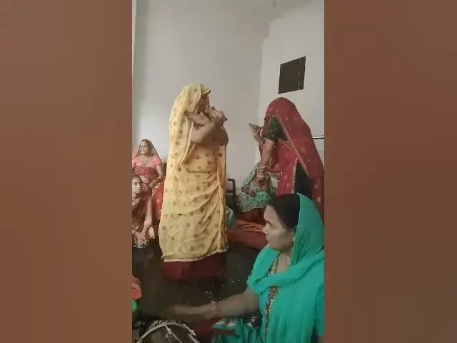 Video thumbnail for धरती फाड़ मीना राजस्थानी डांस #happy_lokgeet #viral #डांस #shortvideo