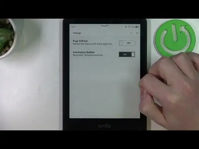 Video thumbnail for Amazon Kindle Paperwhite 11th Generation - How To Enable & Disable Page Refresh