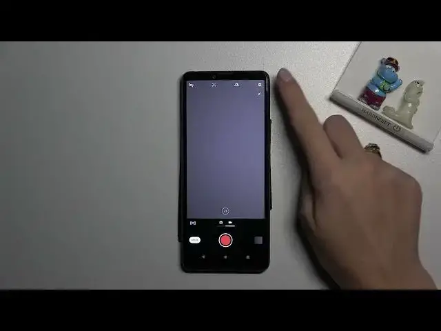 'Video thumbnail for How to Turn On the Camera Image Stabilization on the SONY Xperia 10 III'