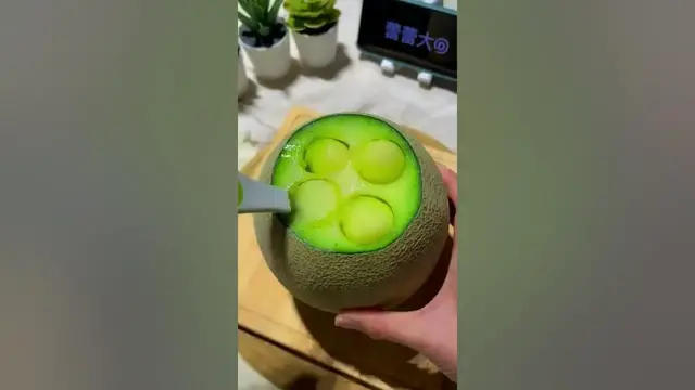 Video thumbnail for amazing creativity with fruits
