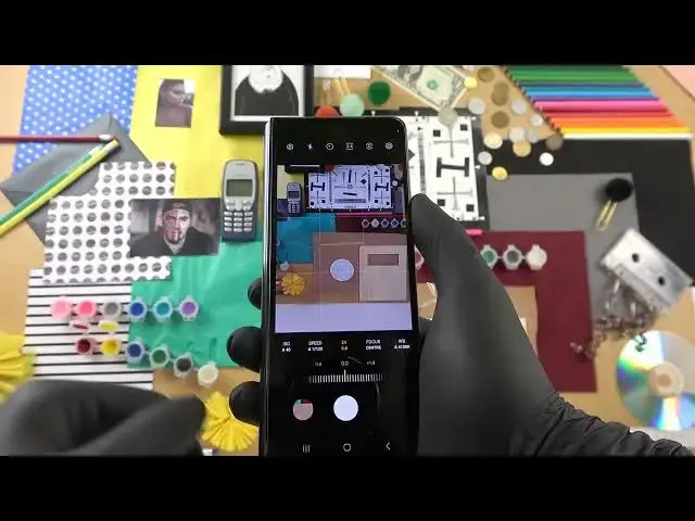 'Video thumbnail for How to Use Camera Pro Mode in SAMSUNG Galaxy Z Flip 4 – Camera Advanced Options'