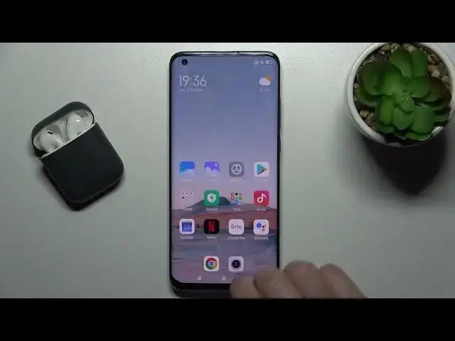 'Video thumbnail for How to Install iPhone Keyboard in XIAOMI Mi 10 Pro?'