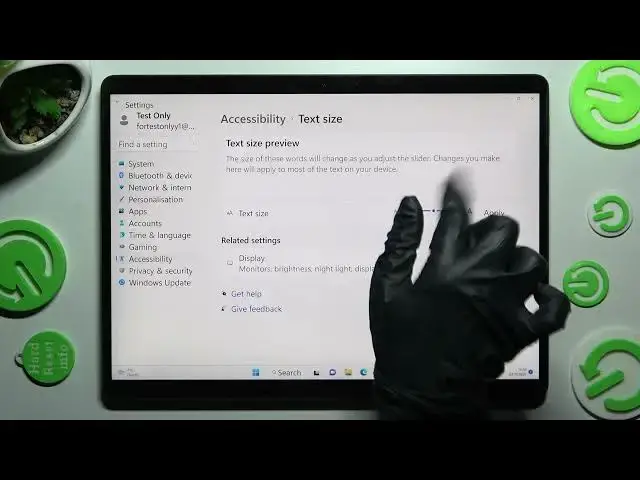 'Video thumbnail for MICROSOFT SURFACE PRO 8 - How To Switch Font Size'