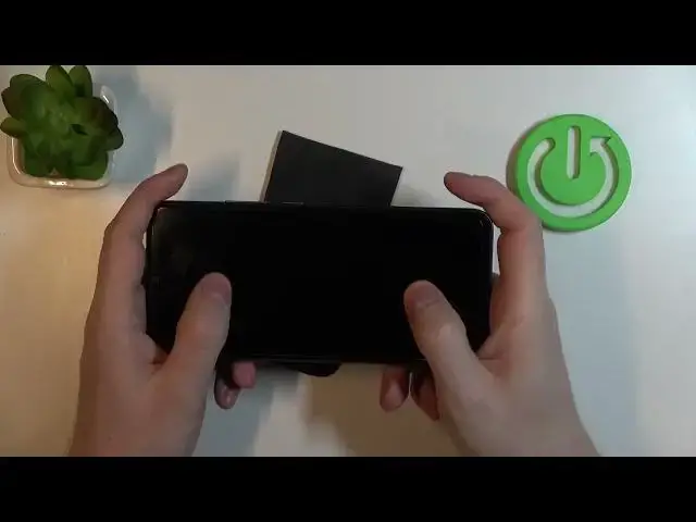 Video thumbnail for REALME C30 Size Comparison with an Average Male Hand