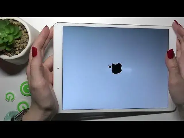 Video thumbnail for How to Power On the iPad Pro 12.9' 2017