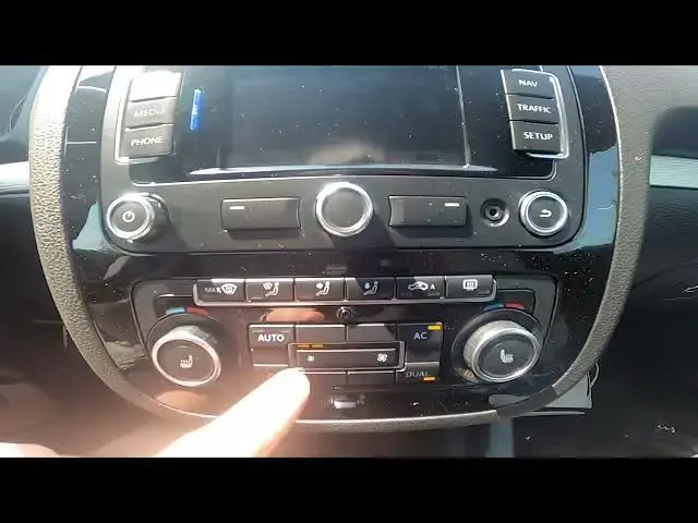 'Video thumbnail for How to Change Blowing Direction in Volkswagen Scirocco III ( 2008 - 2017 ) Adjust Airflow Direction'