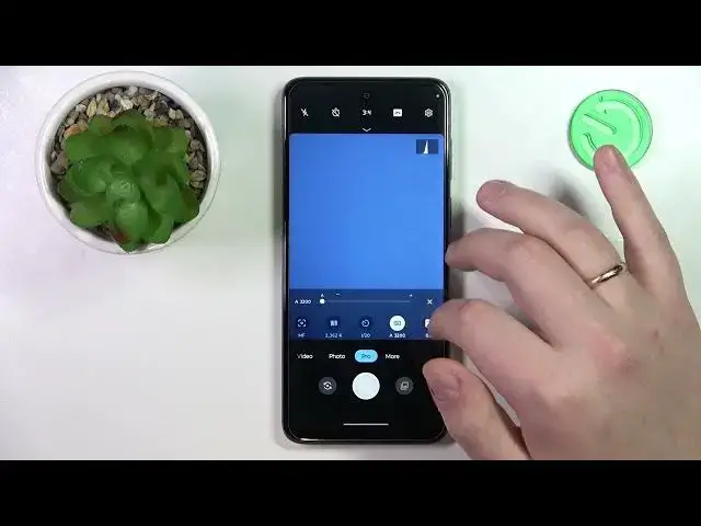 Video thumbnail for MOTOROLA Moto G53 - Camera Pro Mode Overview