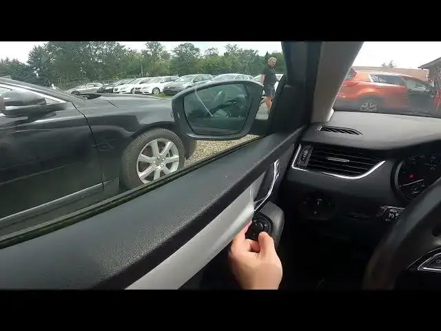 'Video thumbnail for How to Close and Open Side Rearview Mirrors in Skoda Octavia III ( 2013 – 2020 )'