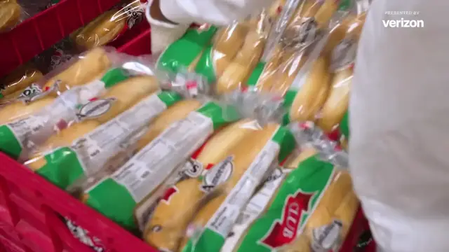 Video thumbnail for The Best Cheesesteaks Start With This Bread(720P HD)