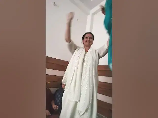 Video thumbnail for सुपर डुपर डांस #happy_lokgeet #viral #डांस #bhaktisadhna #shortvideo