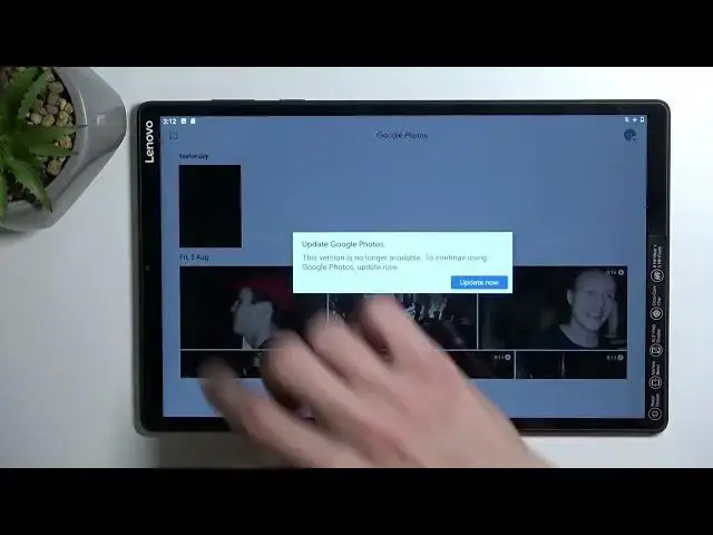 'Video thumbnail for LENOVO Tab M10 Plus - How To Make Screenshot'